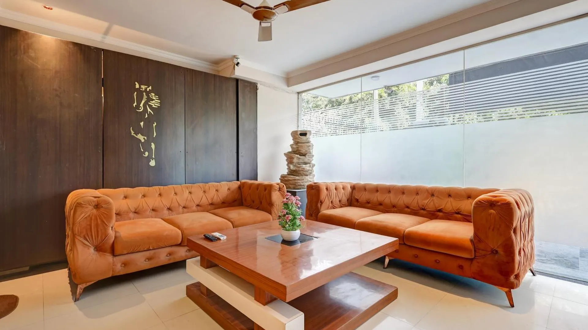 Limewood Stay Oasis - Golf Course Road Gurgaon 0*,