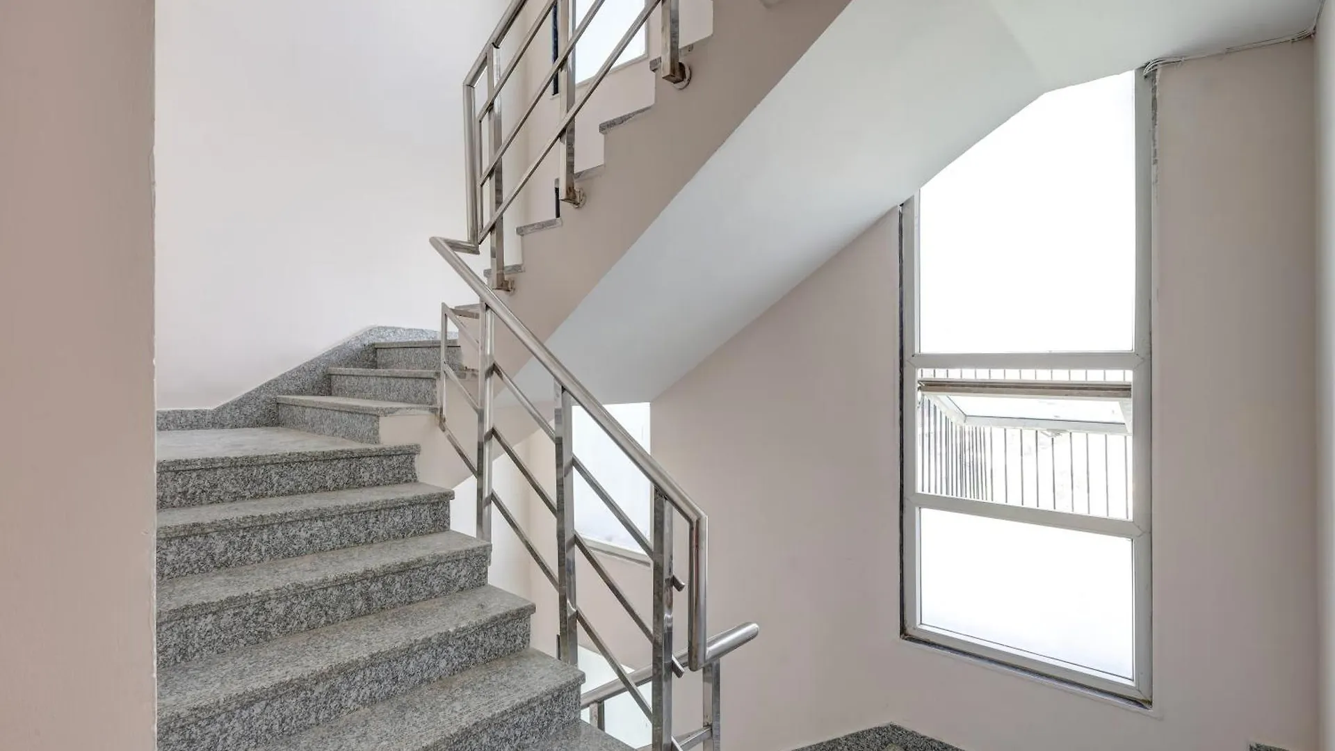 גורגאון Limewood Stay Oasis - Golf Course Road 0*,  הודו