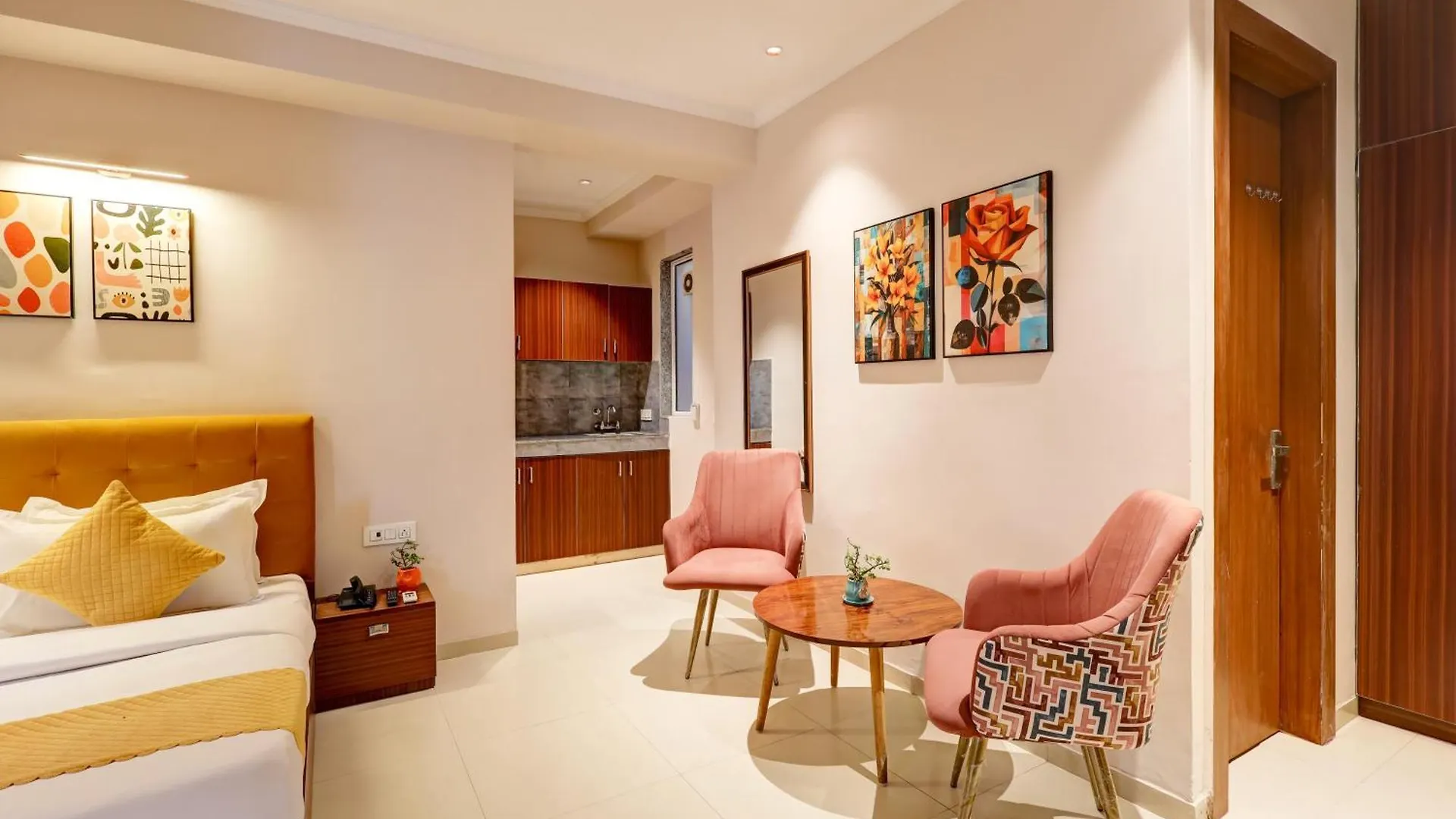 גורגאון Limewood Stay Oasis - Golf Course Road 0*,  הודו