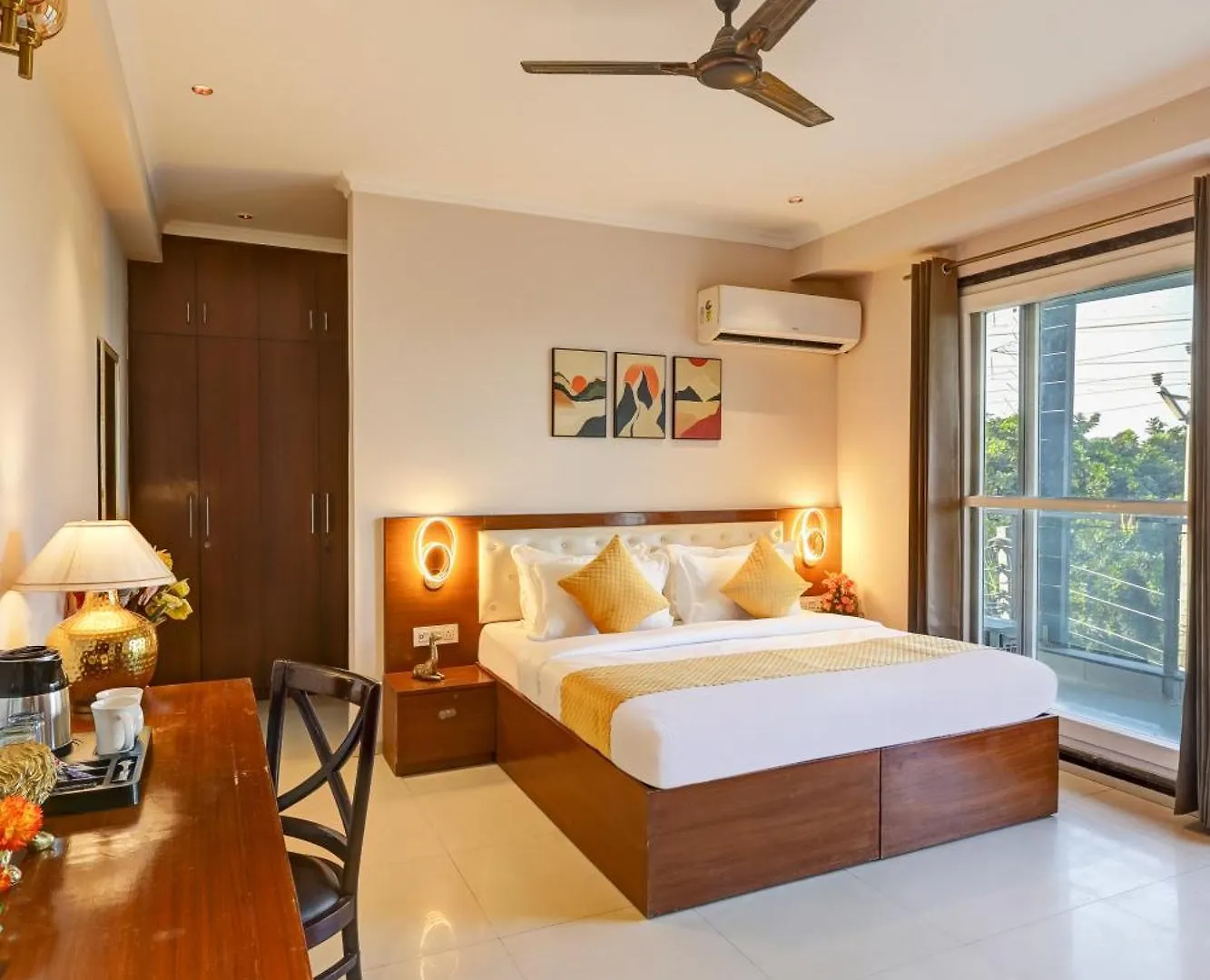 גורגאון Limewood Stay Oasis - Golf Course Road